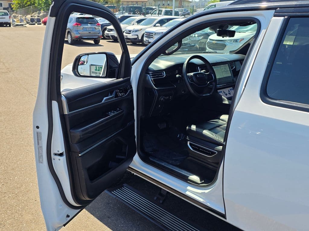 2024 Jeep Grand Wagoneer L Series II - Photo 52