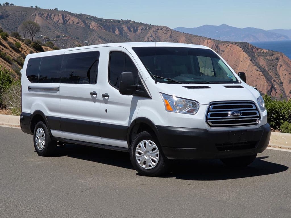 2019 Ford Transit-350 XLT - Photo 2