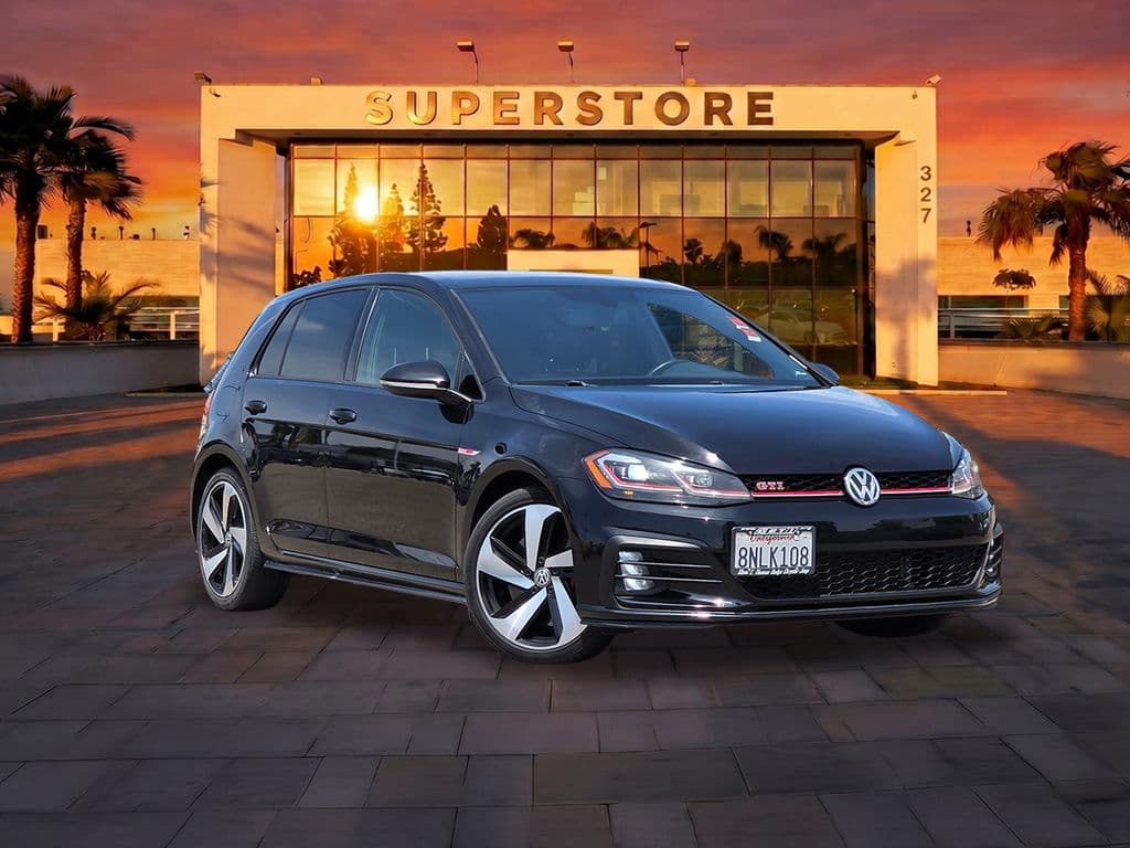 2019 Volkswagen Golf GTI - Photo 1