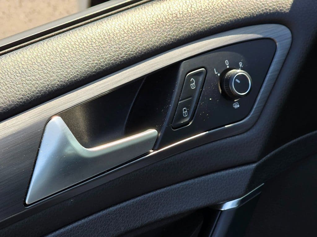 2019 Volkswagen Golf SportWagen S - Photo 21