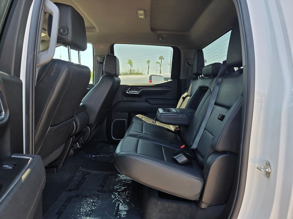 2025 GMC Sierra 1500 SLT - Photo 22