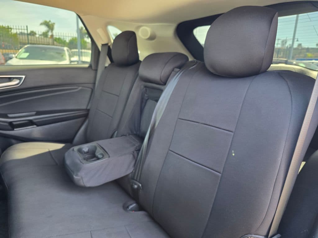 2021 Ford Edge Titanium - Photo 19