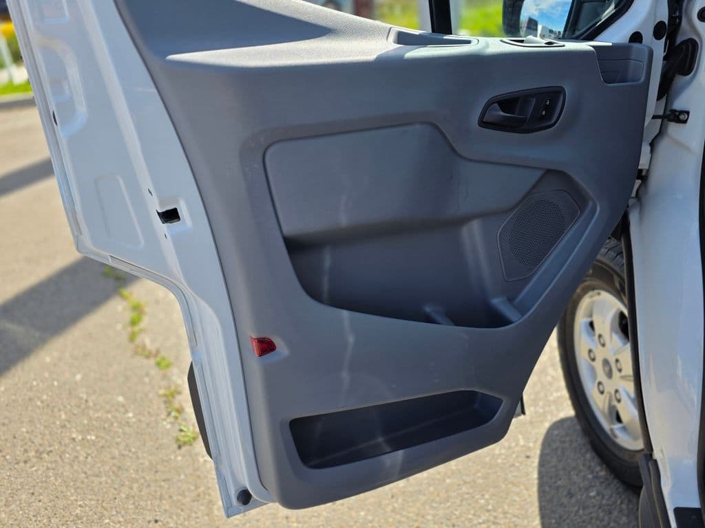 2018 Ford Transit-350 XLT - Photo 24