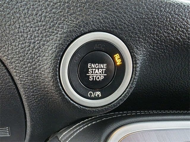 2017 Dodge Challenger R/T - Photo 31