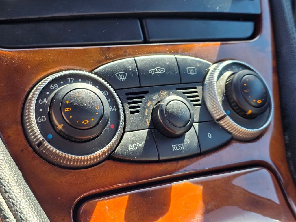 2004 Mercedes-Benz SL-Class SL 500 - Photo 20