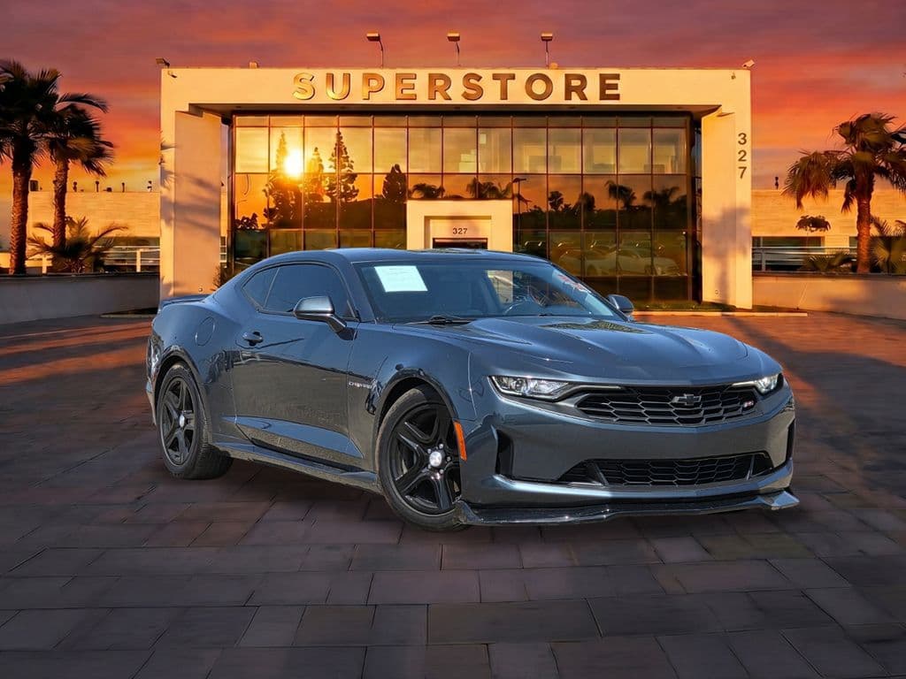 2019 Chevrolet Camaro 1LT - Photo 1