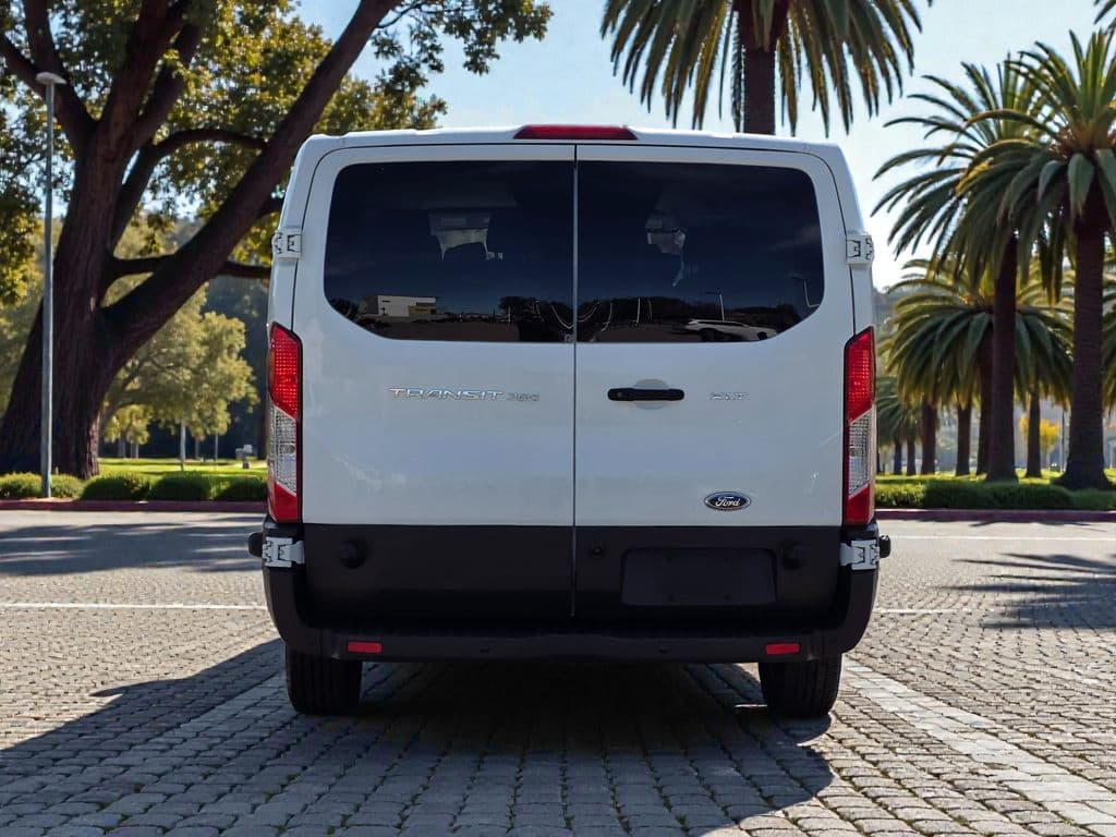 2018 Ford Transit-350 XLT - Photo 6