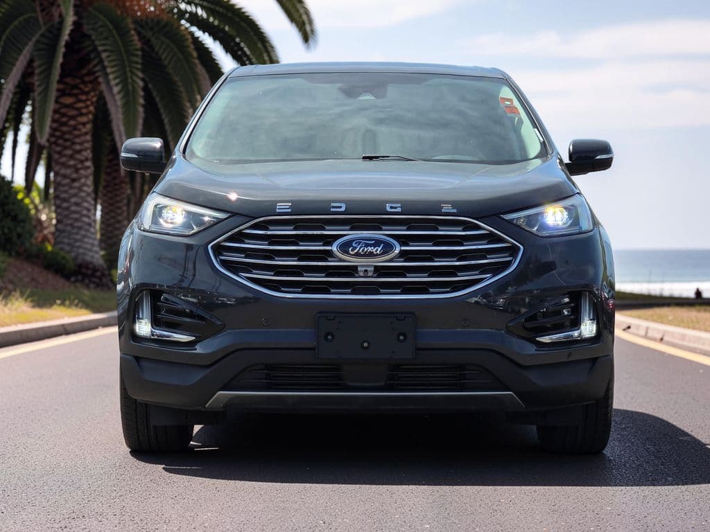 2021 Ford Edge Titanium - Photo 3