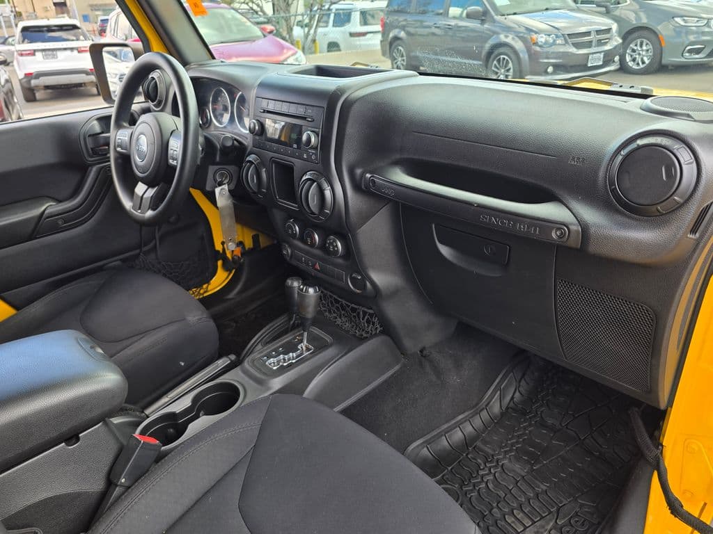 2015 Jeep Wrangler Unlimited Sport - Photo 11