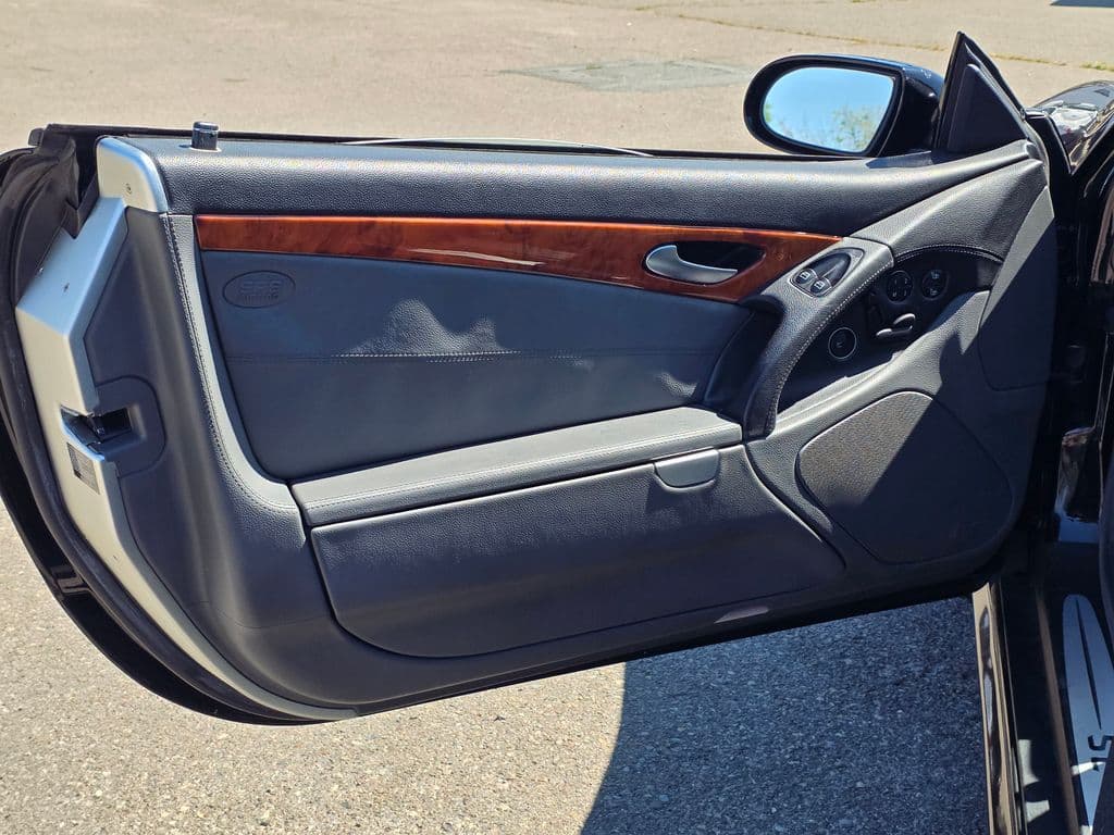 2004 Mercedes-Benz SL-Class SL 500 - Photo 11