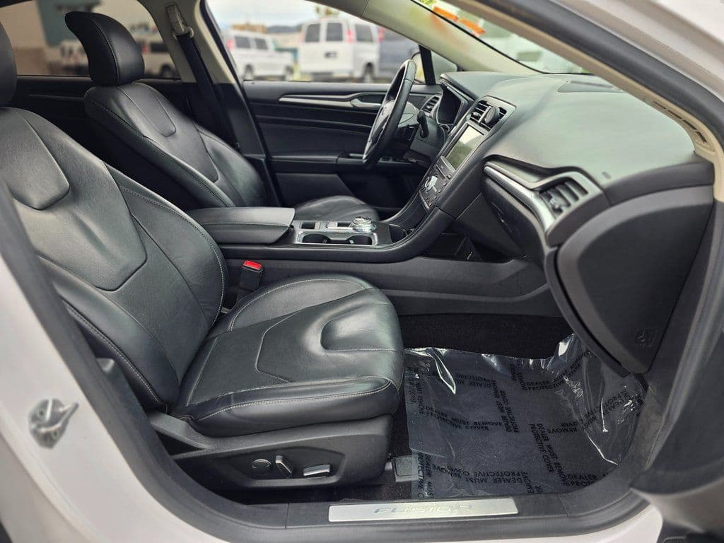 2017 Ford Fusion Titanium - Photo 10