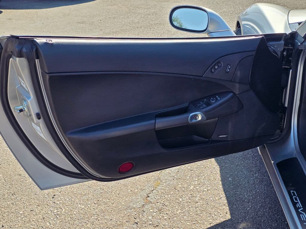 2005 Chevrolet Corvette Base - Photo 29
