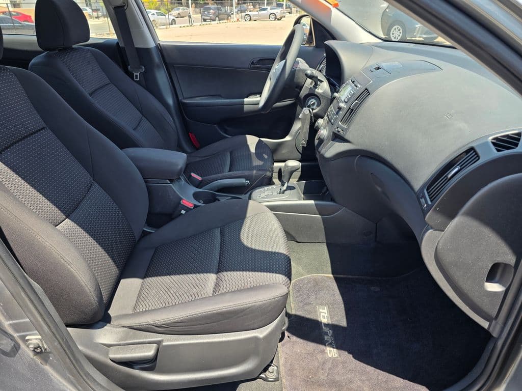 2010 Hyundai Elantra Touring GLS - Photo 10