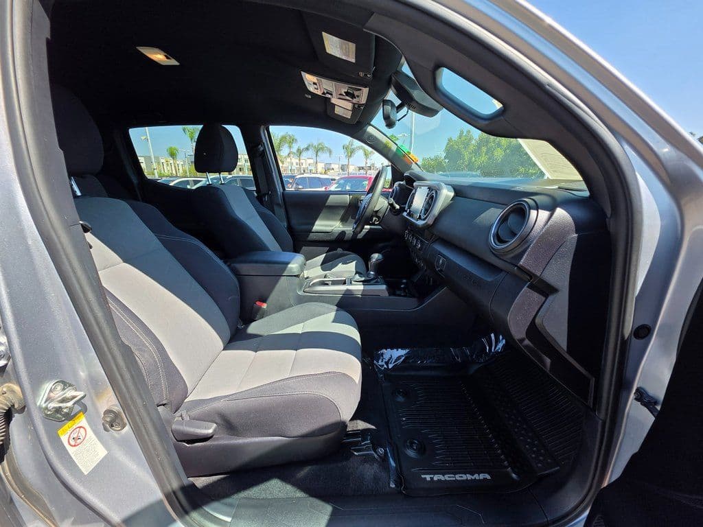 2020 Toyota Tacoma TRD Off-Road - Photo 10