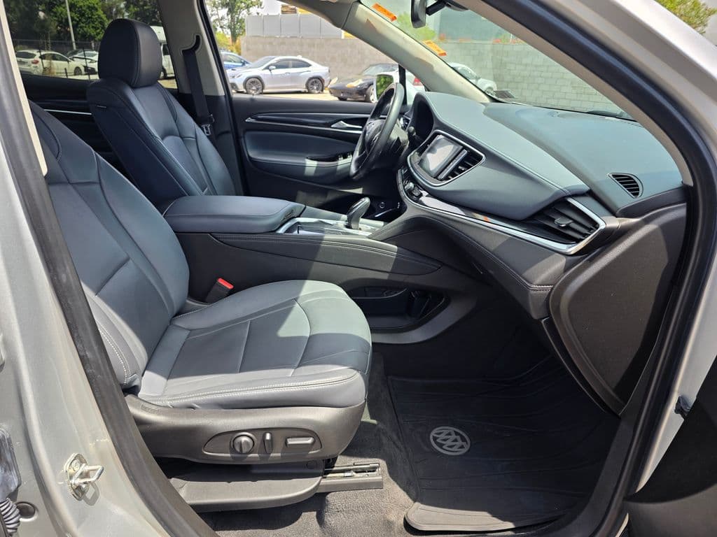 2019 Buick Enclave Essence - Photo 10