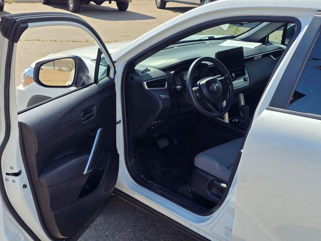 2024 Toyota Corolla Cross Hybrid S - Photo 44