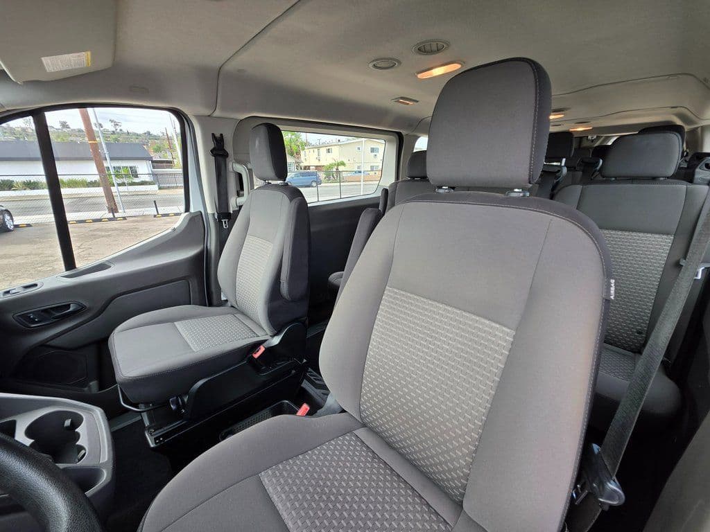 2020 Ford Transit-350 XLT - Photo 20