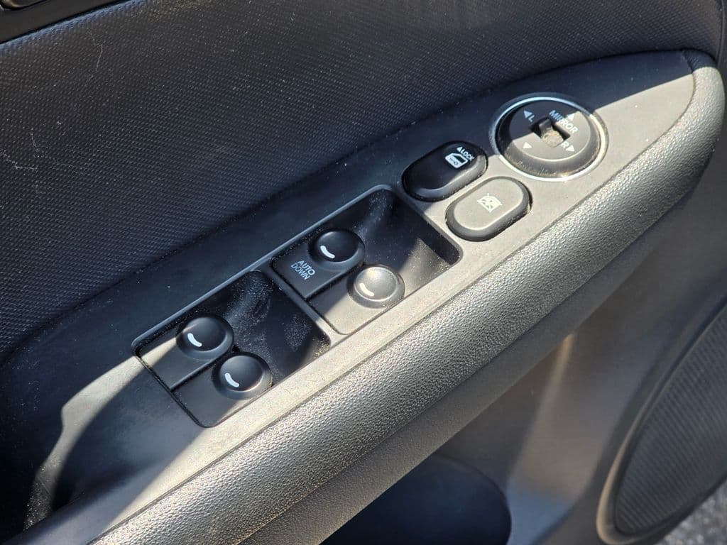 2010 Hyundai Elantra Touring GLS - Photo 22