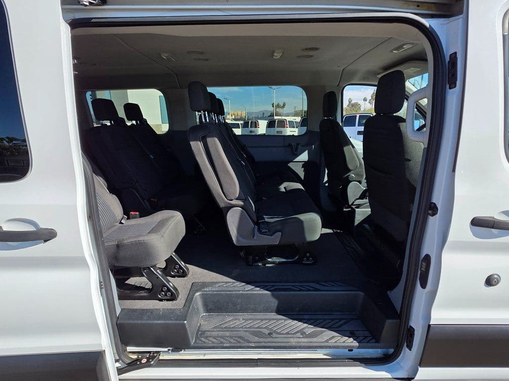 2018 Ford Transit-350 XLT - Photo 13