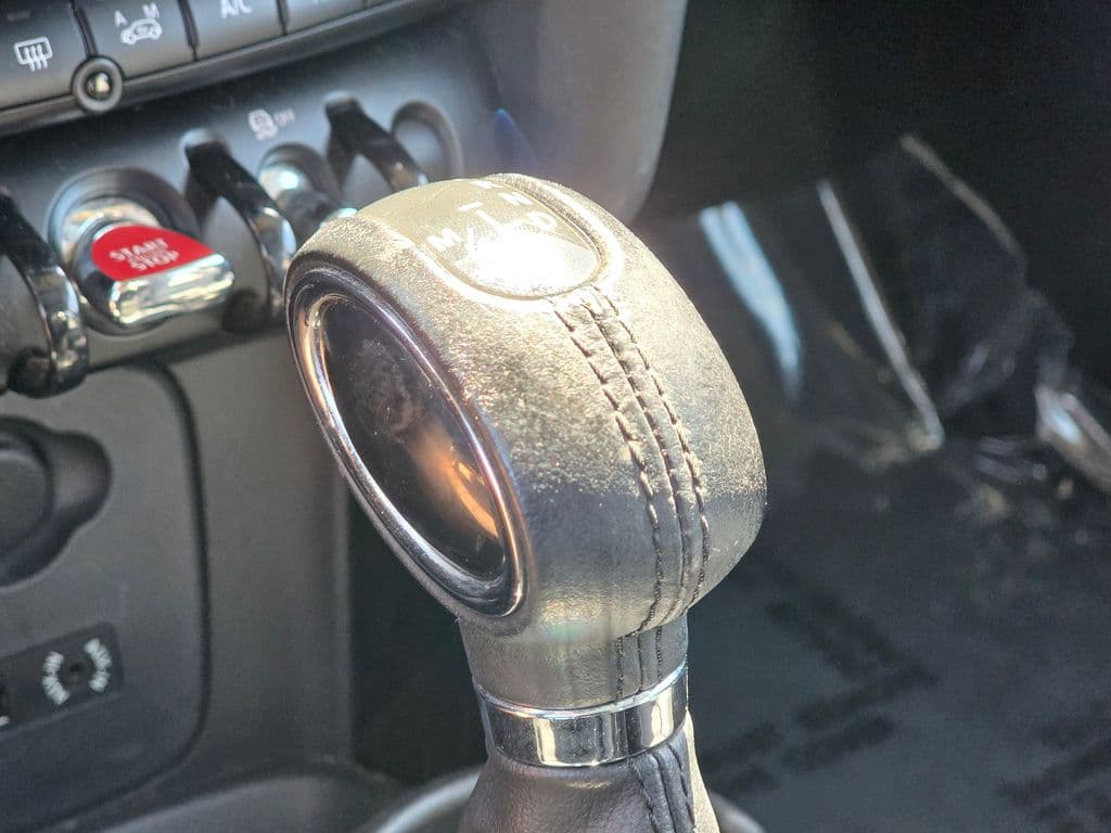 2016 MINI Cooper Base - Photo 32