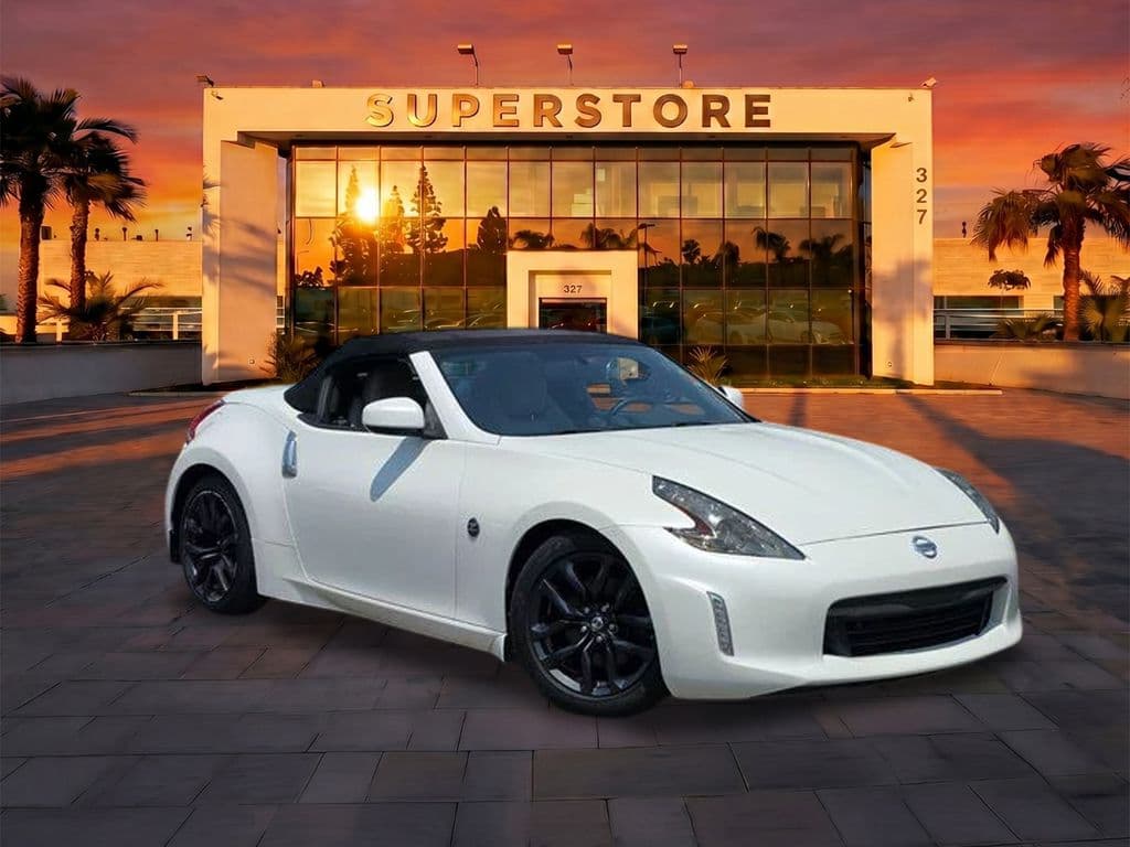 2015 Nissan 370Z Touring - Photo 1