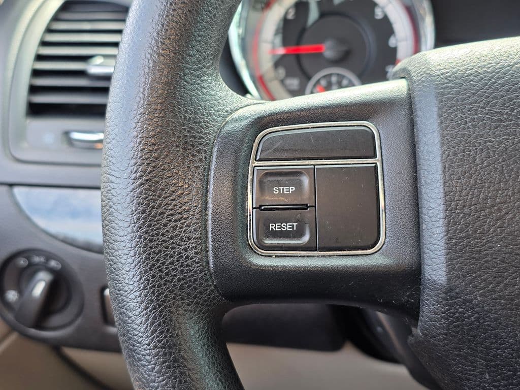 2014 Dodge Grand Caravan SE - Photo 26