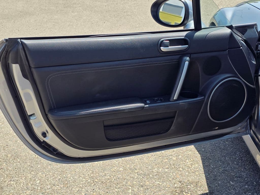 2015 Mazda Miata PRHT Grand Touring - Photo 18