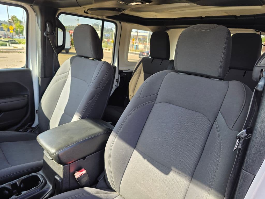 2018 Jeep Wrangler Unlimited Sport - Photo 19