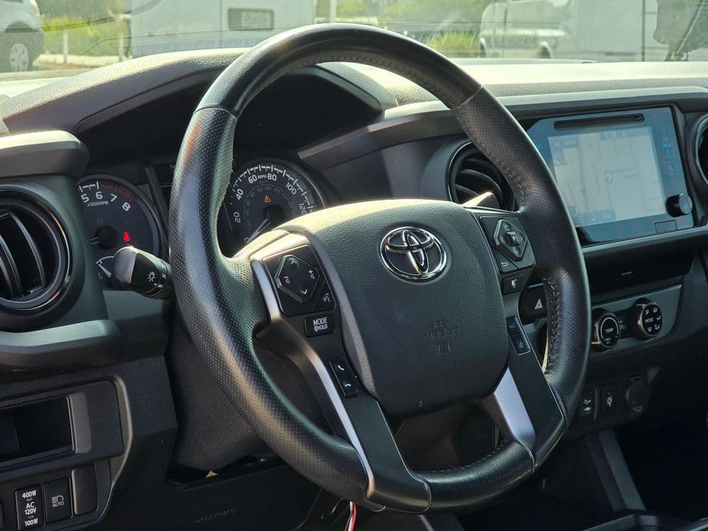 2018 Toyota Tacoma TRD Off-Road - Photo 17