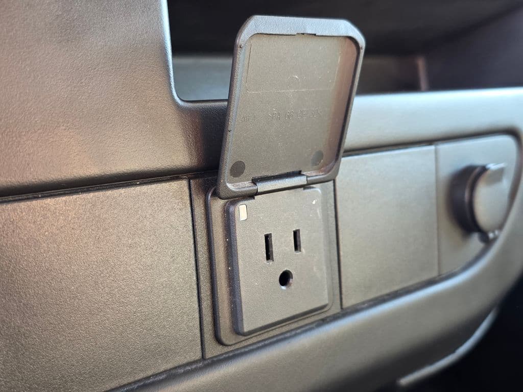 2015 Chevrolet Express 2500 Work Van - Photo 37