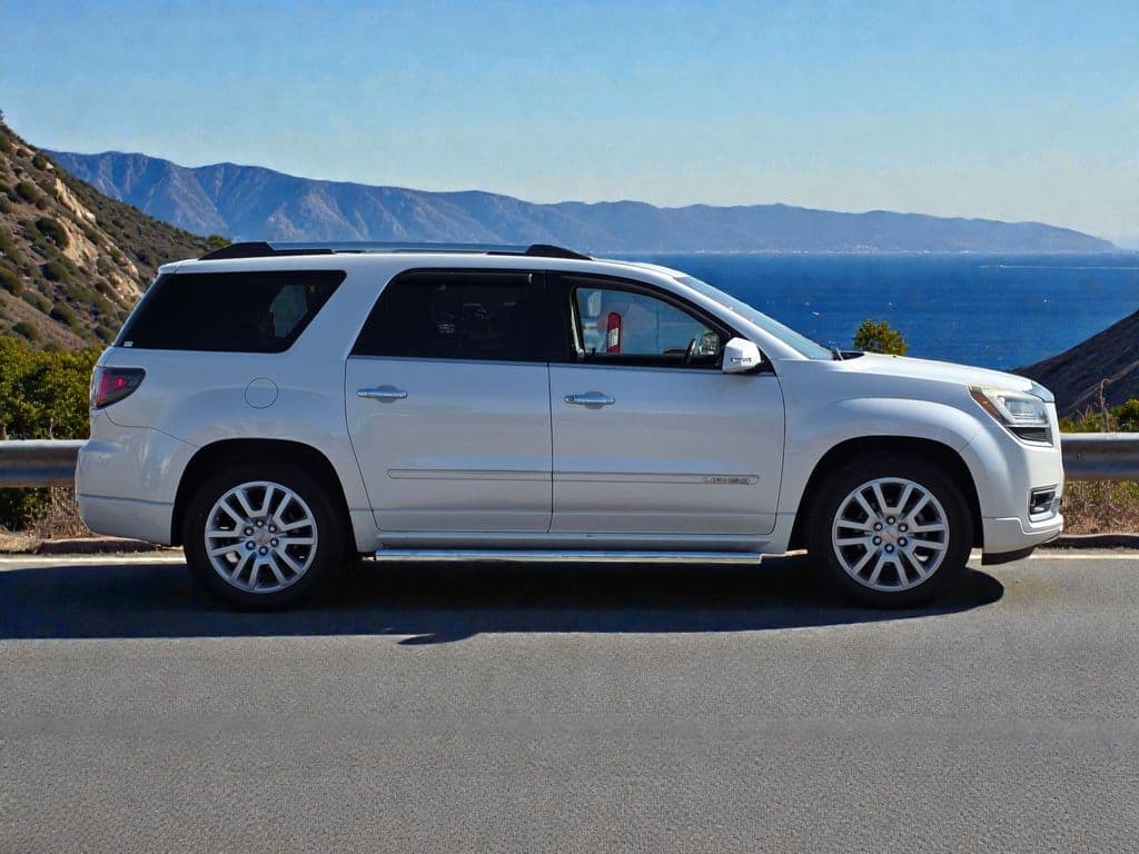 2016 GMC Acadia Denali - Photo 9