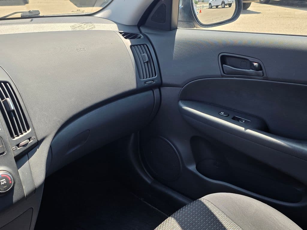 2010 Hyundai Elantra Touring GLS - Photo 38