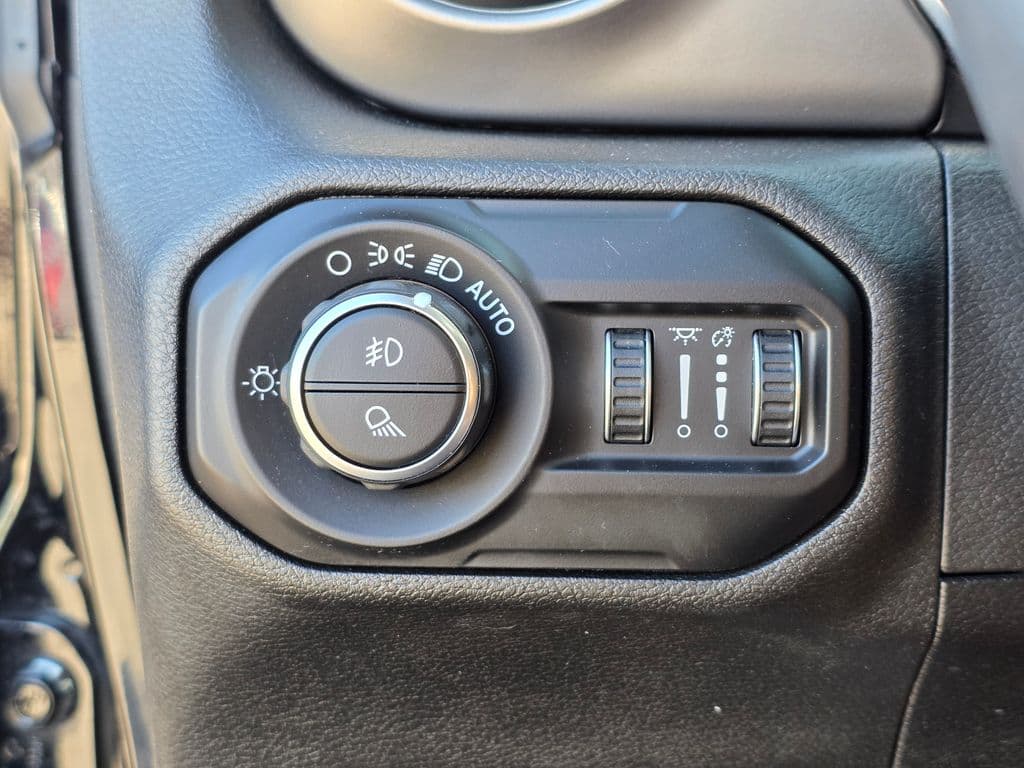 2020 Jeep Gladiator Sport - Photo 43