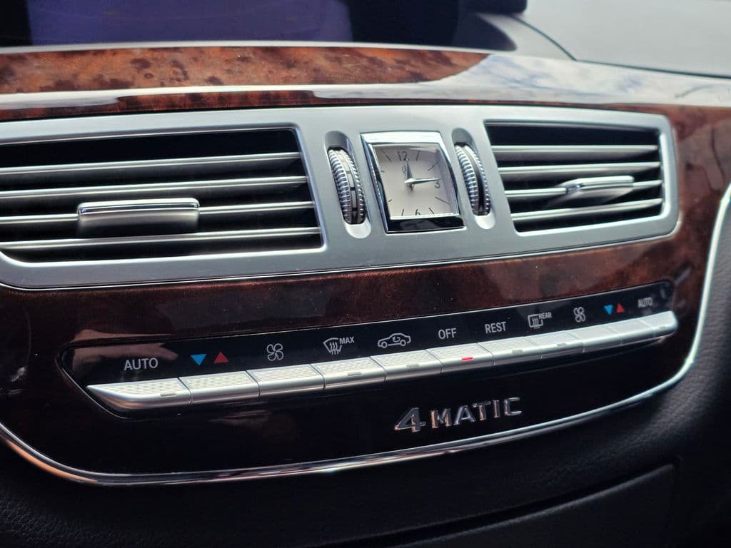 2012 Mercedes-Benz S-Class S 550 - Photo 37