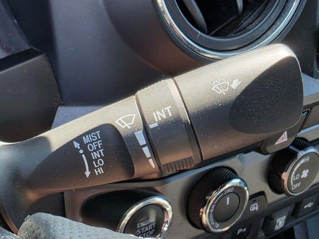 2020 Toyota Tacoma TRD Off-Road - Photo 37