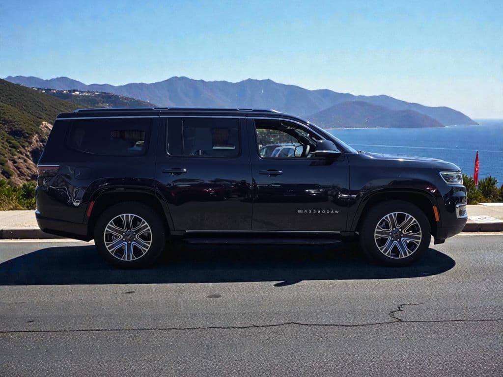 2025 Jeep Wagoneer Series II - Photo 5