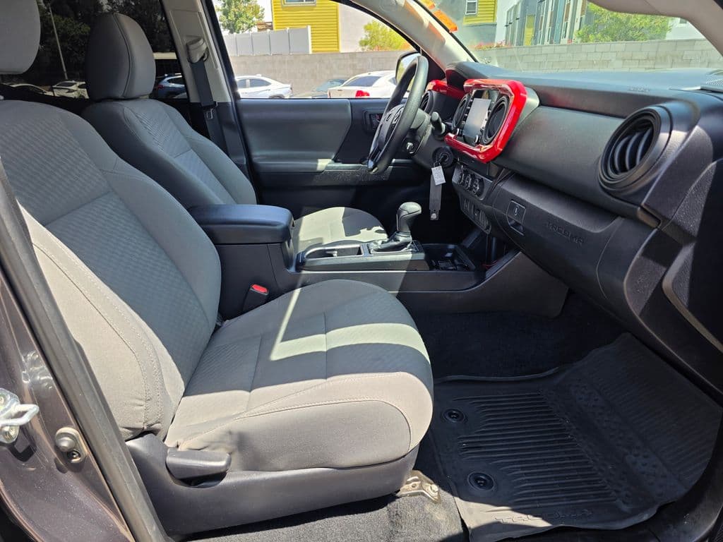 2021 Toyota Tacoma SR - Photo 10