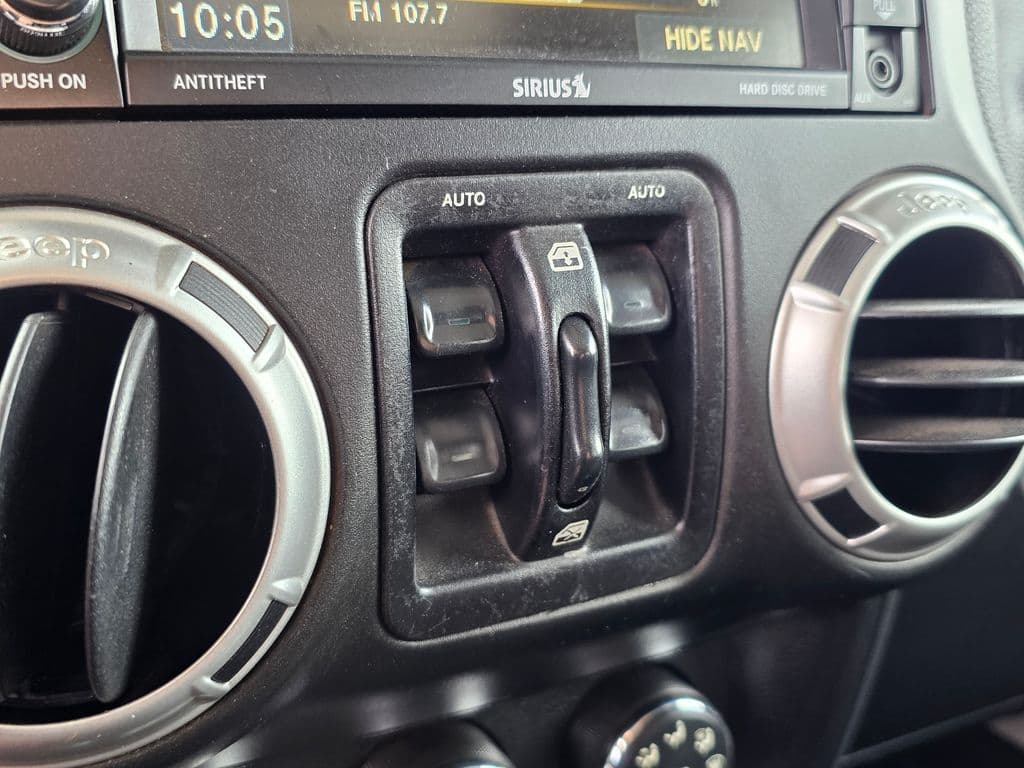 2016 Jeep Wrangler Unlimited Sahara - Photo 27