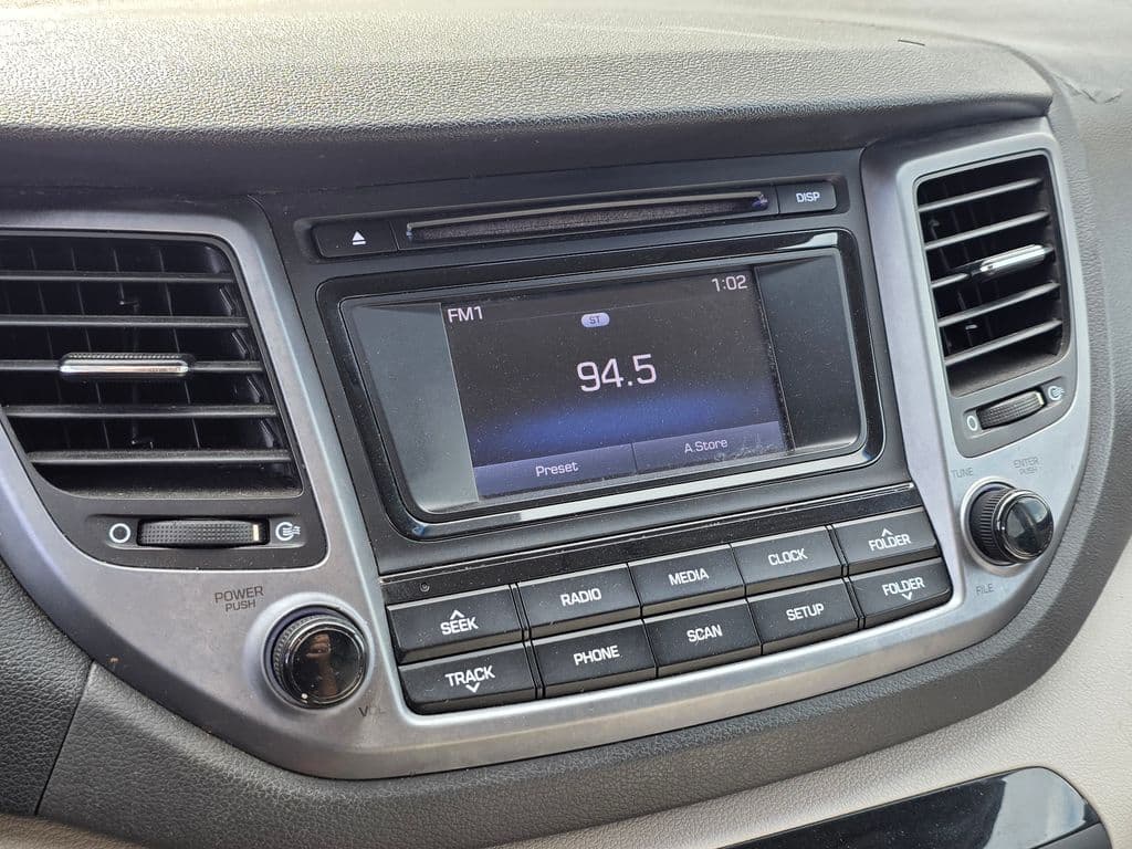 2018 Hyundai Tucson SE - Photo 11