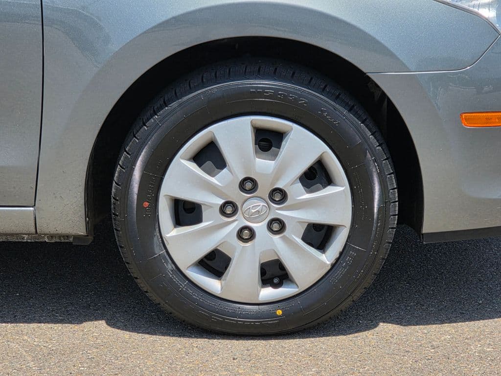 2010 Hyundai Elantra Touring GLS - Photo 8