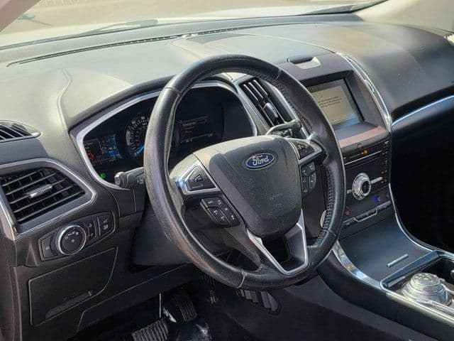 2019 Ford Edge Titanium - Photo 14