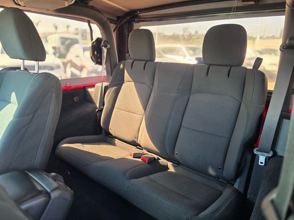 2021 Jeep Wrangler Sport S - Photo 17