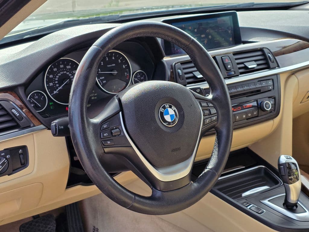 2014 BMW 3 Series 328i - Photo 17