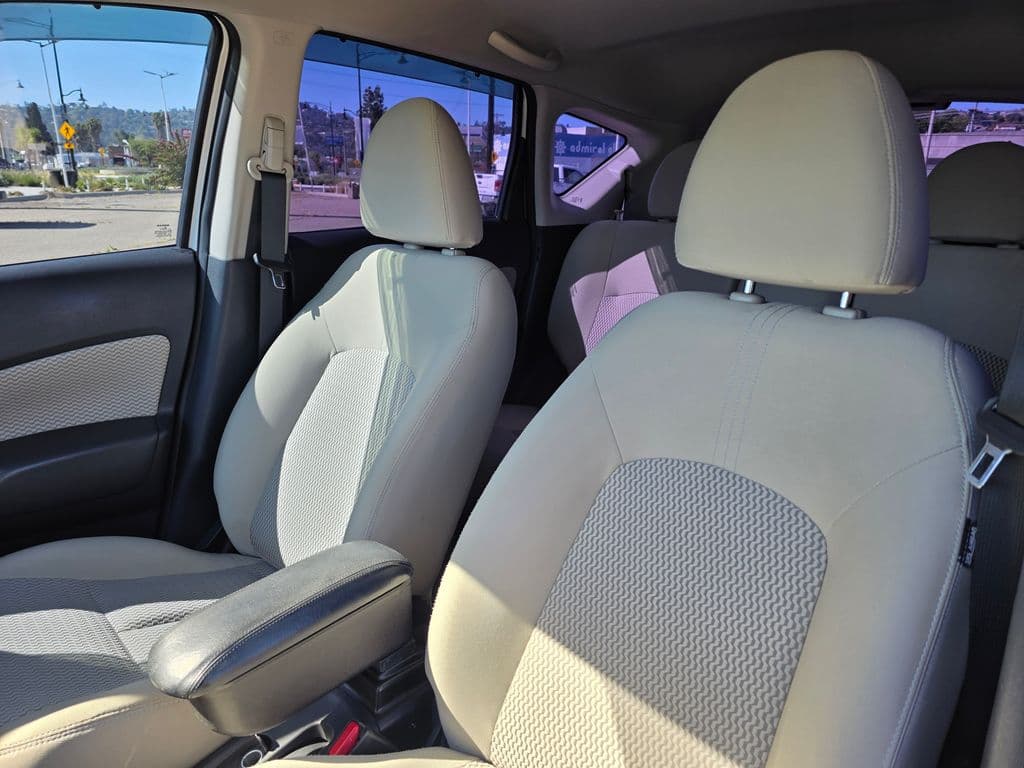 2014 Nissan Versa Note SV - Photo 16