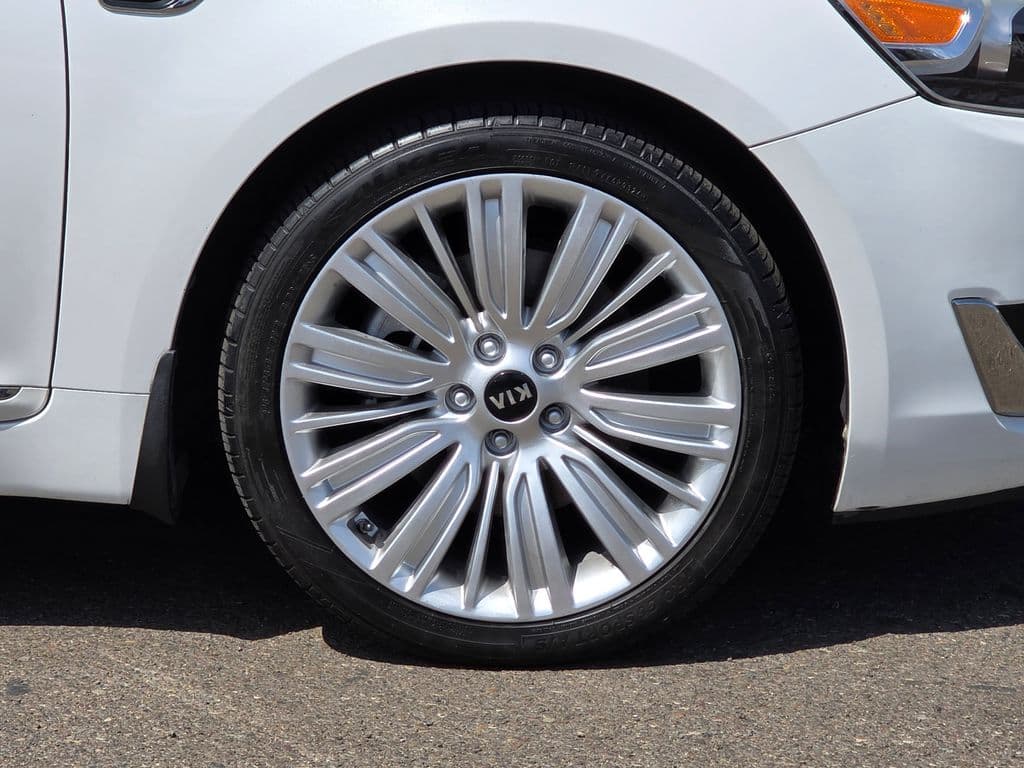 2016 Kia Cadenza Limited - Photo 8