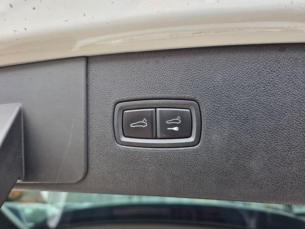 2022 Porsche Cayenne E-Hybrid - Photo 13