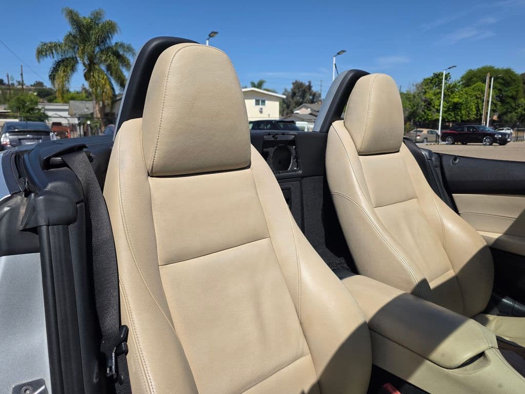 2012 BMW Z4 sDrive28i - Photo 13