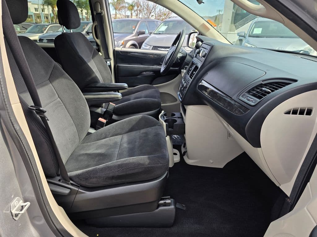 2014 Dodge Grand Caravan SE - Photo 12