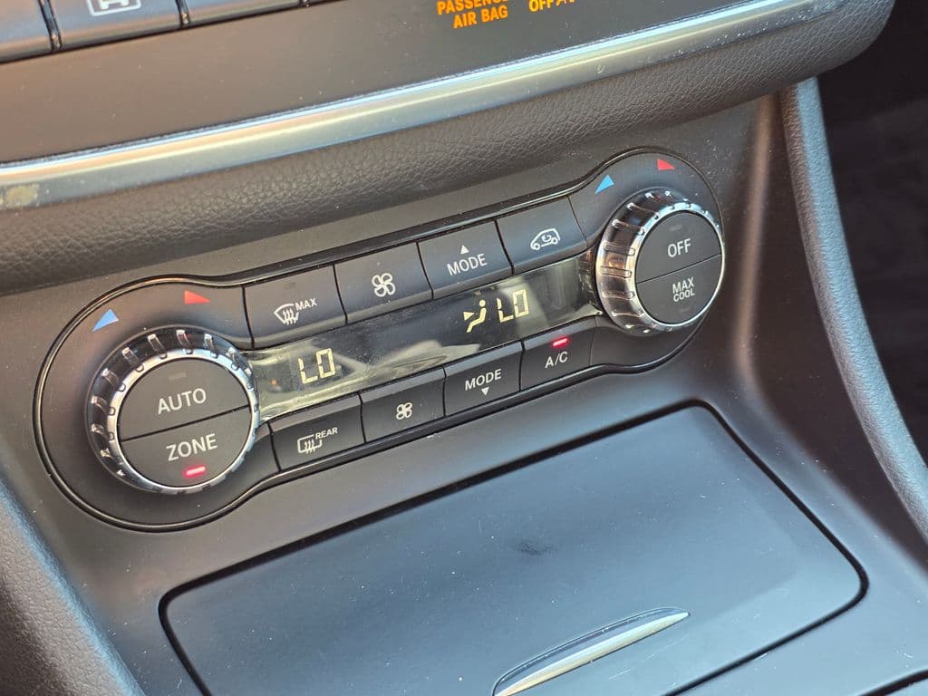 2016 Mercedes-Benz GLA GLA 250 - Photo 36