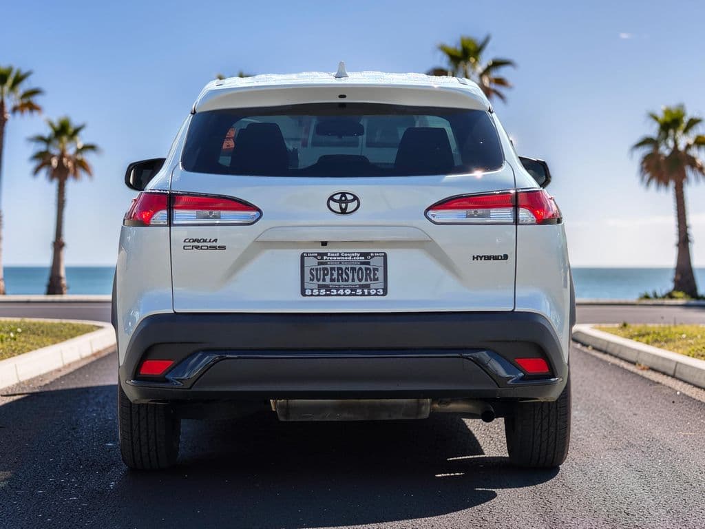 2024 Toyota Corolla Cross Hybrid S - Photo 6